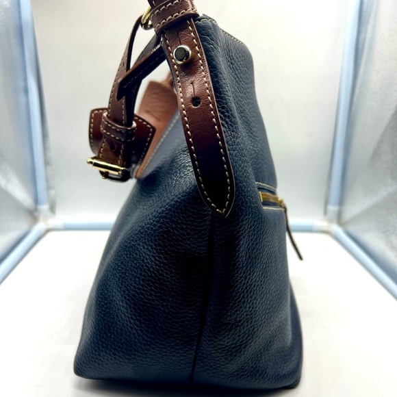 DOONEY & BOURKE navy blue pebbled leather shoulder bag serial number K83… - Picture 7 of 16